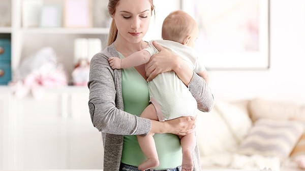 <strong>宝宝严重缺钙的三大症状 警惕宝宝缺钙的几种表现</strong>