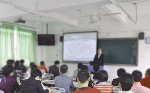 生物教师高一家长会发言稿